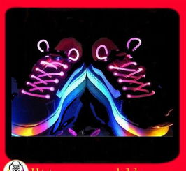 閃亮新潮，引領(lǐng)時尚 火狼科技發(fā)光鞋帶全解析